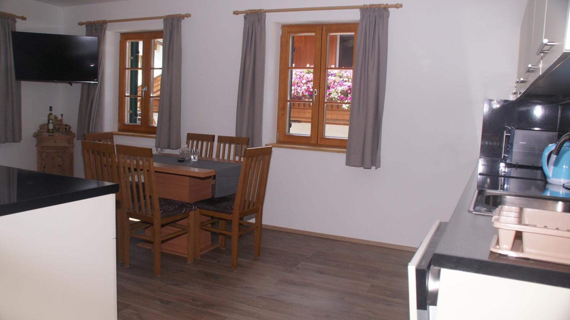 Schloegler's Apartmenthaus